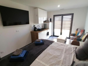 Studio neuf de 25m², entièrement équipé, 3* 3 épis, 800m Plages de Valras